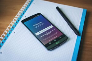 Aprenda como aumentar o engajamento no Instagram com estratégias eficazes para atrair seguidores reais e se destacar todos os dias.